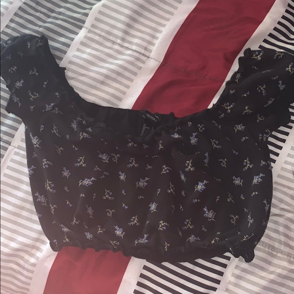 cute crop off the shoulder top!